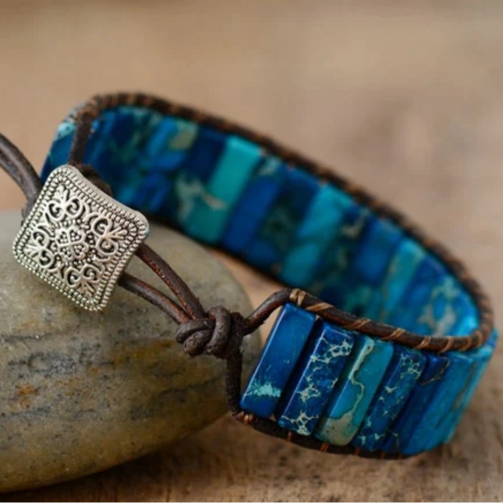 Natural Stones and leather bracelet